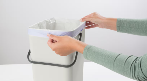 Brabantia Sort & Go kaanega prügikast 16L, valikus erinevad värvid - Image 8
