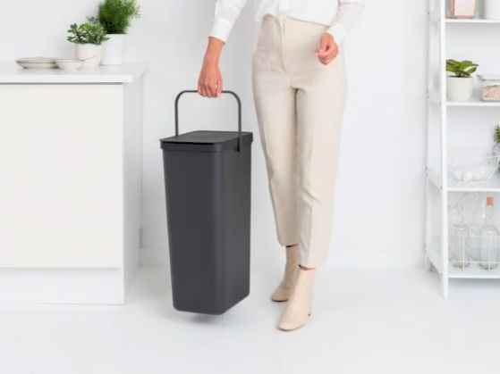 Brabantia Sort & Go kaanega prügikast 40L, valikus erinevad värvid - Image 8